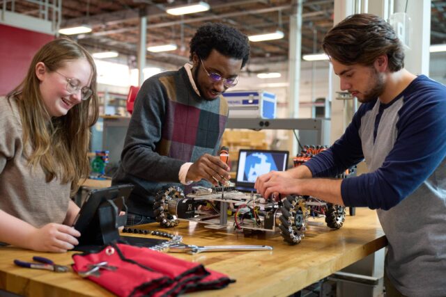 Engineering students working together