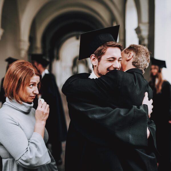 Study In The Uk At A Pathway Centre 2048x1367